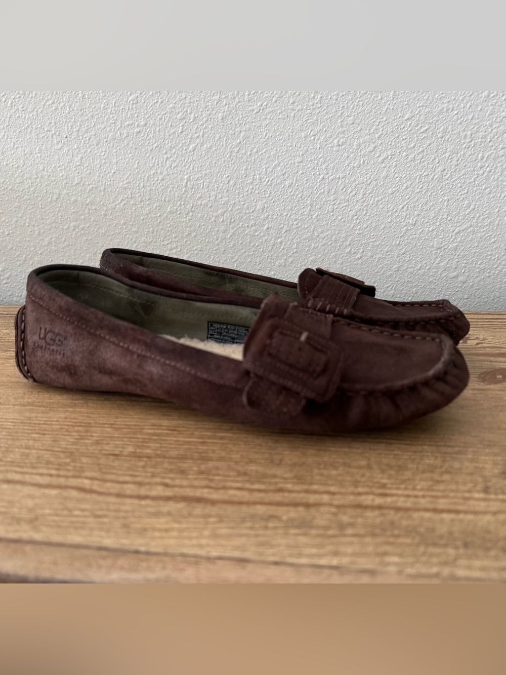 UGG Australia women’s Retreat brown suede slip-on driving loafers shearling 8.5
